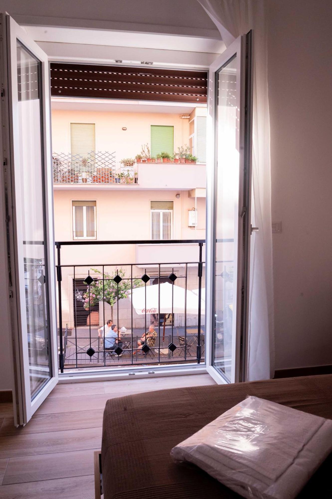 Apartament Antonella Rzym Zewnętrze zdjęcie